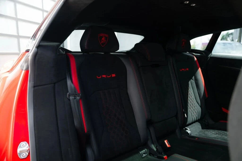 2024 Lamborghini Urus Performante - Image 25 of 31