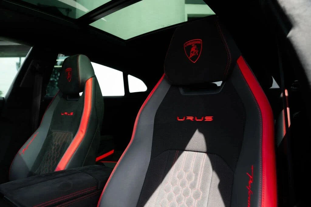 2024 Lamborghini Urus Performante - Image 18 of 31