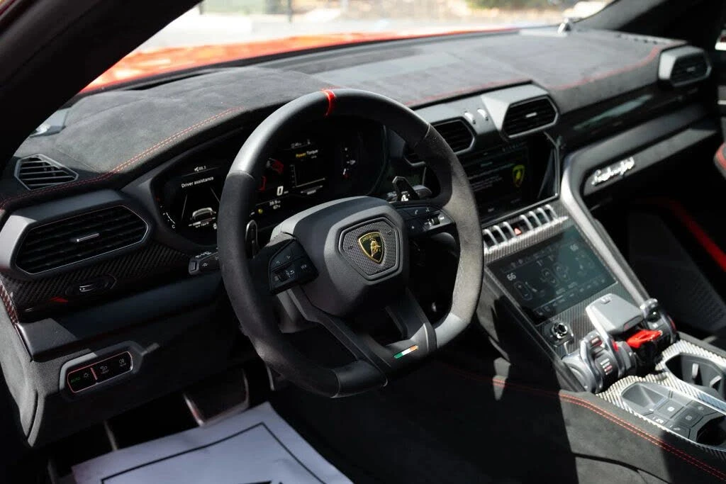 2024 Lamborghini Urus Performante - Image 21 of 31