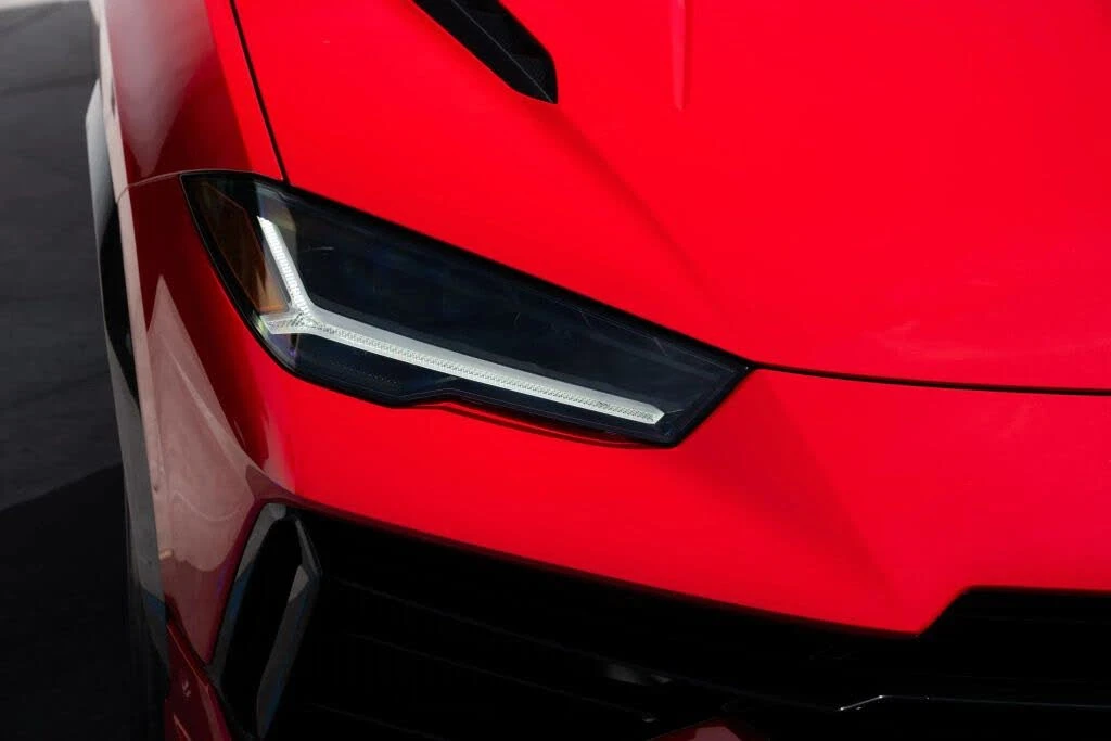 2024 Lamborghini Urus Performante - Image 16 of 31