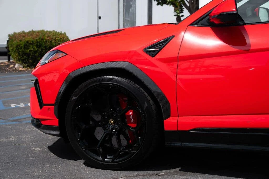 2024 Lamborghini Urus Performante - Image 7 of 31