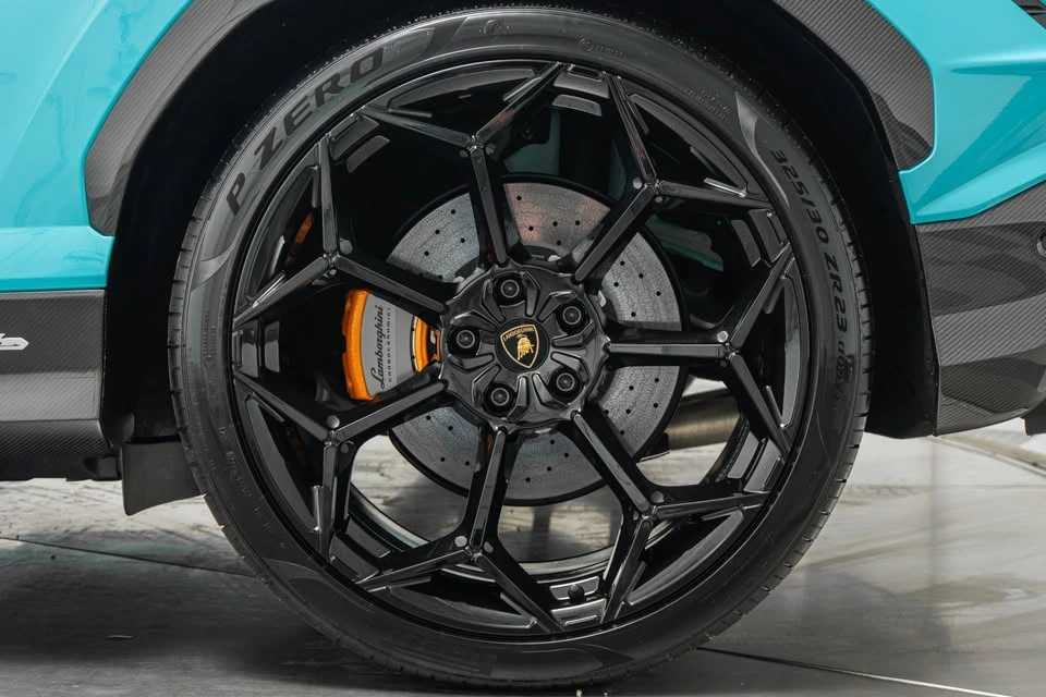 2024 Lamborghini Urus Performante - Image 7 of 15