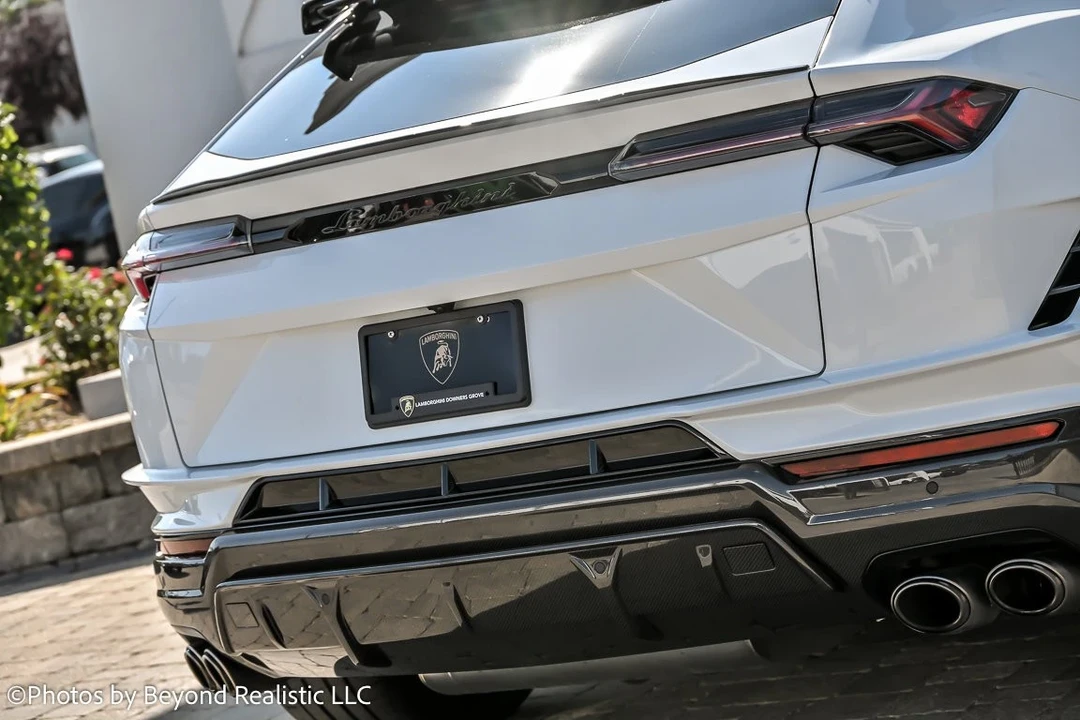 2024 Lamborghini Urus Performante - Image 15 of 21