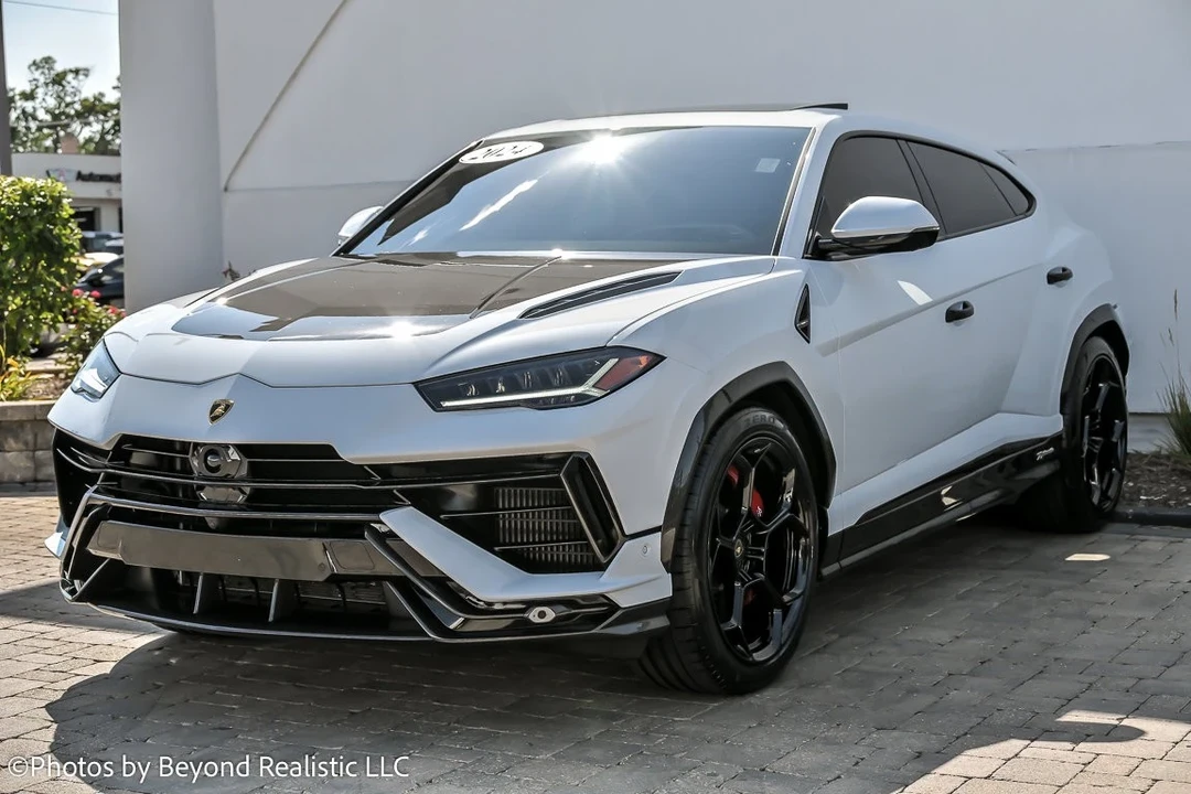 2024 Lamborghini Urus Performante - Image 4 of 21