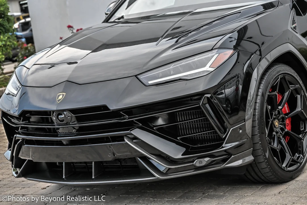 2024 Lamborghini Urus Performante - Image 11 of 12