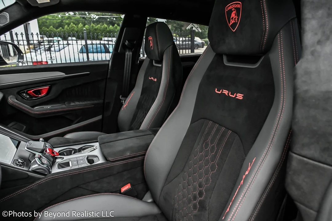 2024 Lamborghini Urus Performante - Image 2 of 12
