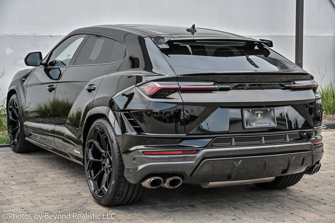2024 Lamborghini Urus Performante - Image 6 of 12