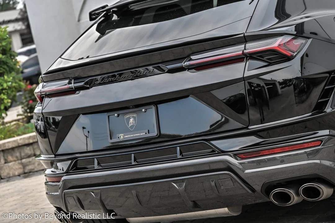 2024 Lamborghini Urus Performante - Image 16 of 21