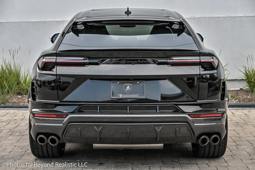 2024 Lamborghini Urus Performante - Image 7 of 12
