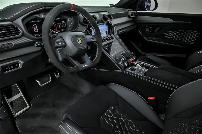 2024 Lamborghini Urus Performante - Image 21 of 21