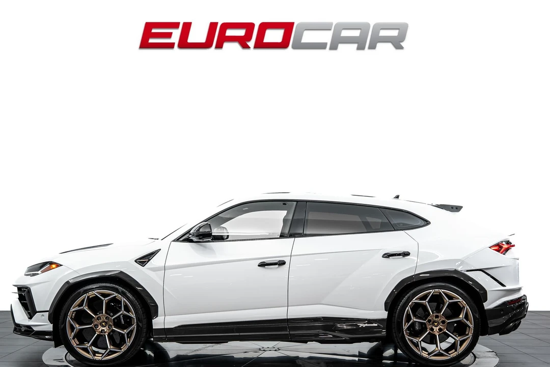 2024 Lamborghini Urus Performante - Image 2 of 31