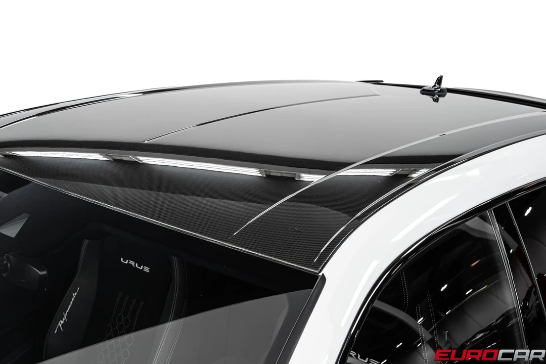 2024 Lamborghini Urus Performante - Image 19 of 31