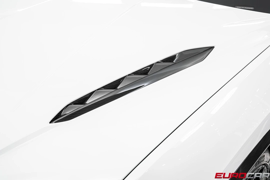 2024 Lamborghini Urus Performante - Image 10 of 31