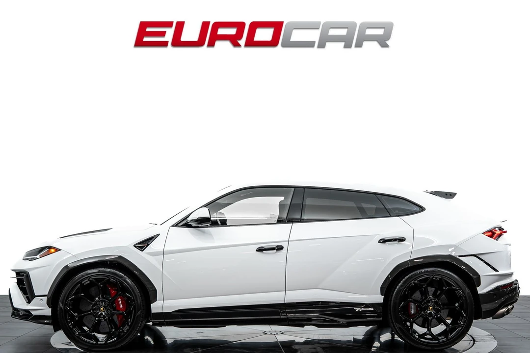2024 Lamborghini Urus Performante - Image 2 of 31
