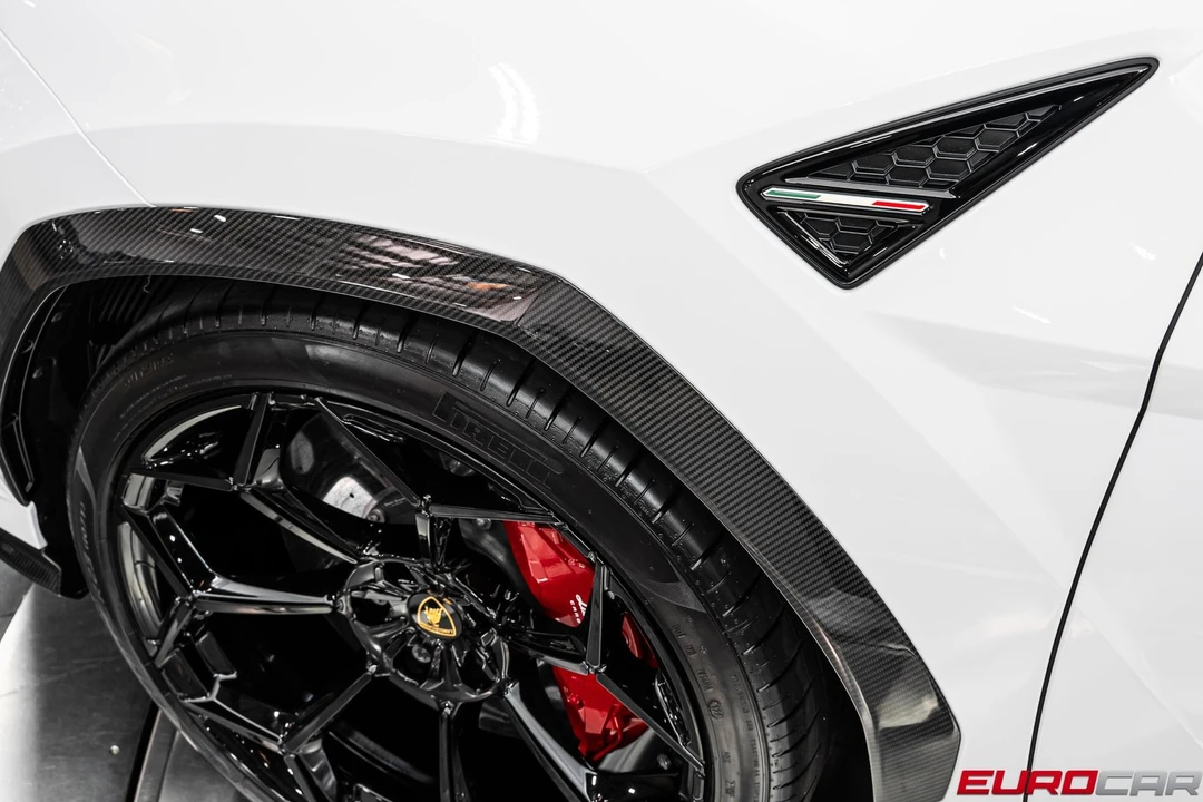 2024 Lamborghini Urus Performante - Image 16 of 31