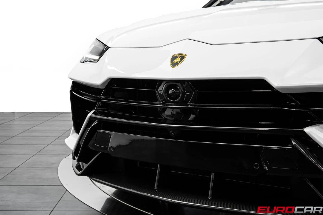 2024 Lamborghini Urus Performante - Image 9 of 31