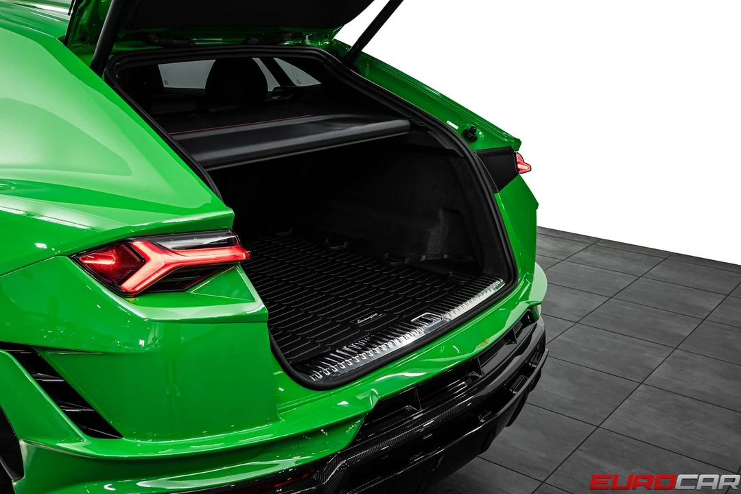 2024 Lamborghini Urus Performante - Image 24 of 31
