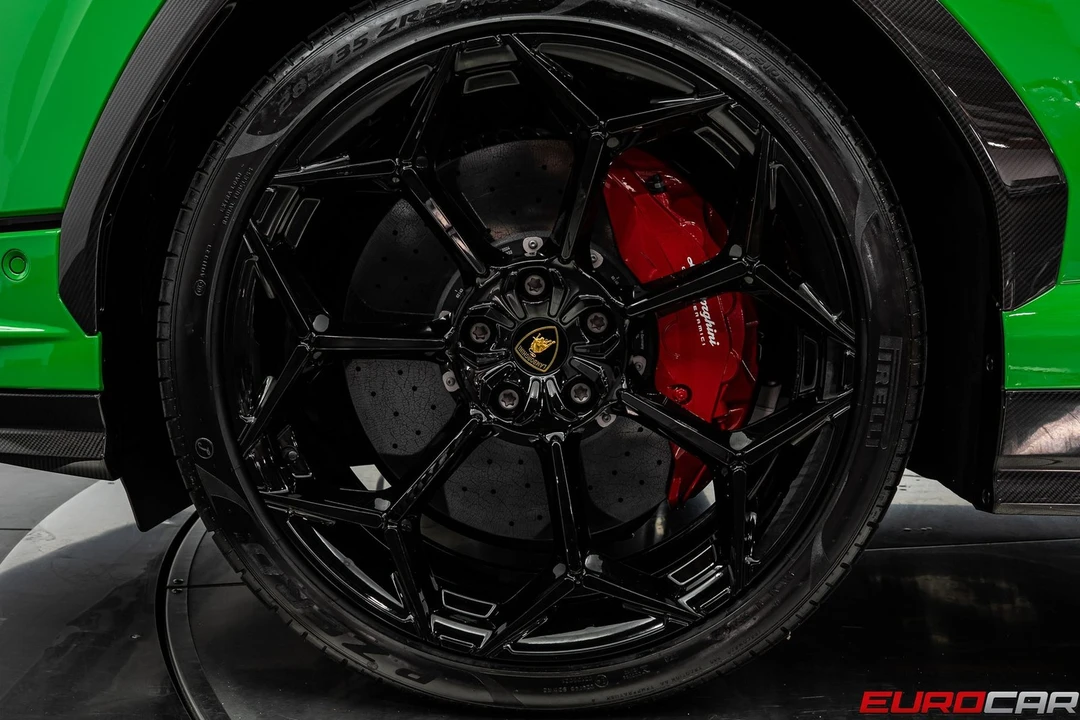 2024 Lamborghini Urus Performante - Image 30 of 31