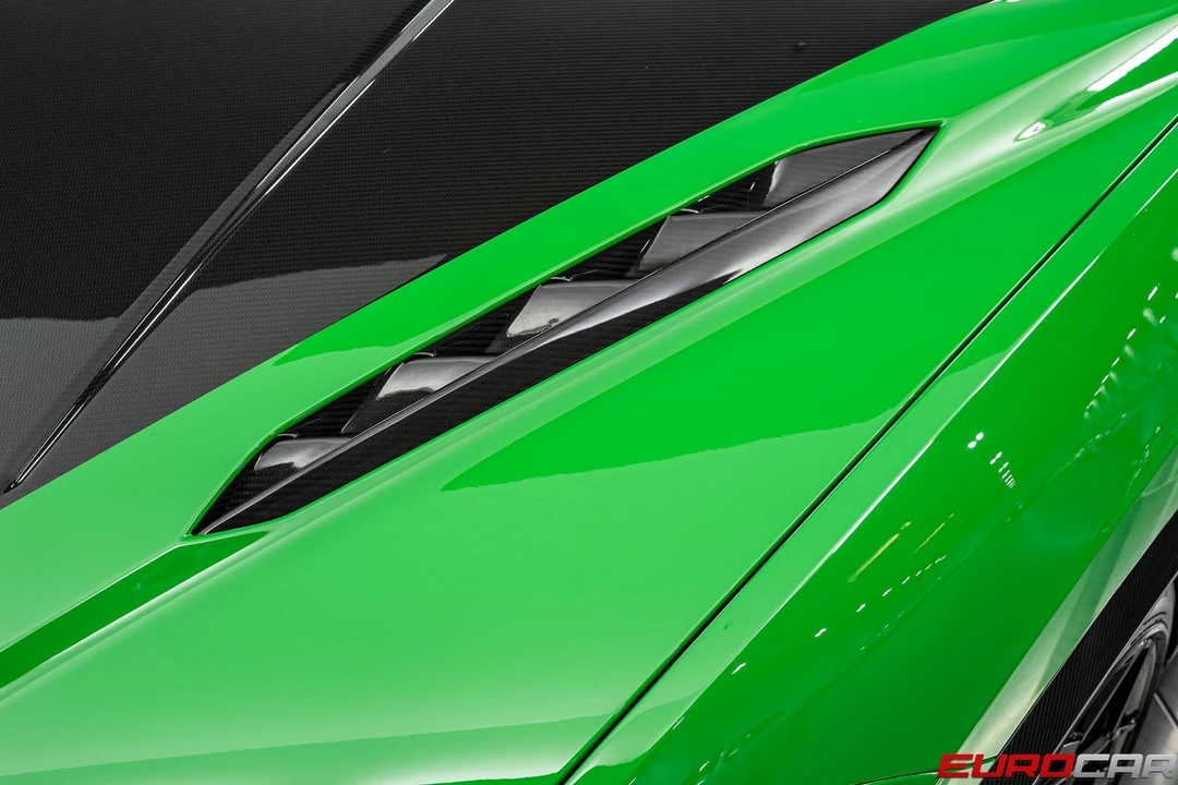 2024 Lamborghini Urus Performante - Image 10 of 31