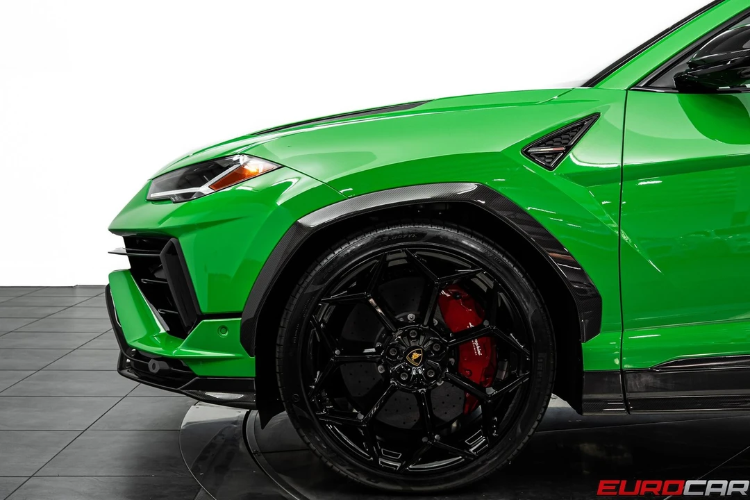 2024 Lamborghini Urus Performante - Image 16 of 31