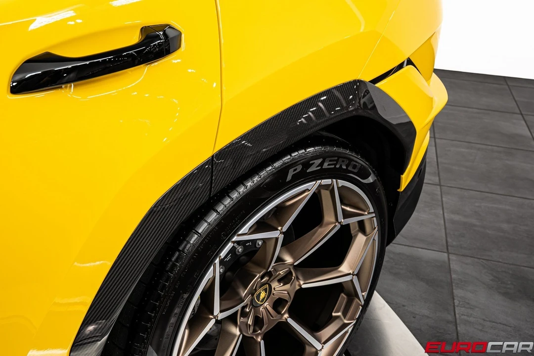 2024 Lamborghini Urus Performante - Image 17 of 31