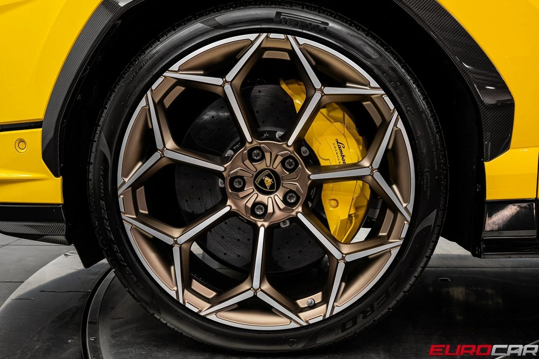 2024 Lamborghini Urus Performante - Image 26 of 31