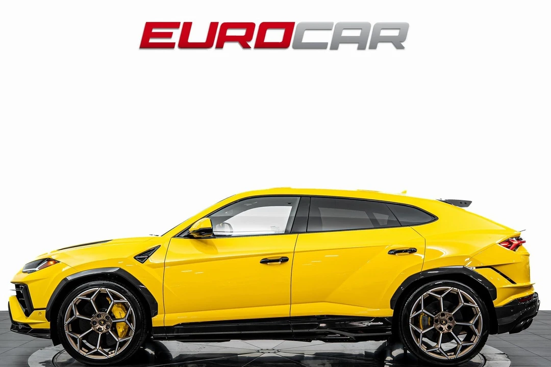 2024 Lamborghini Urus Performante - Image 2 of 31