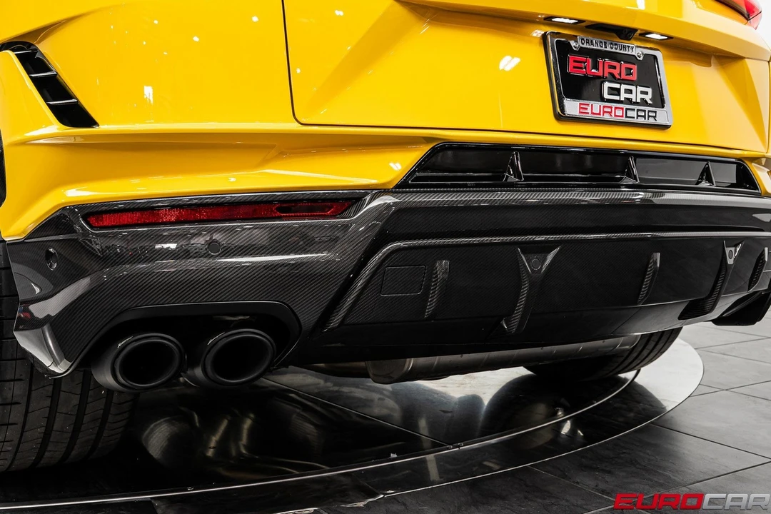 2024 Lamborghini Urus Performante - Image 24 of 31