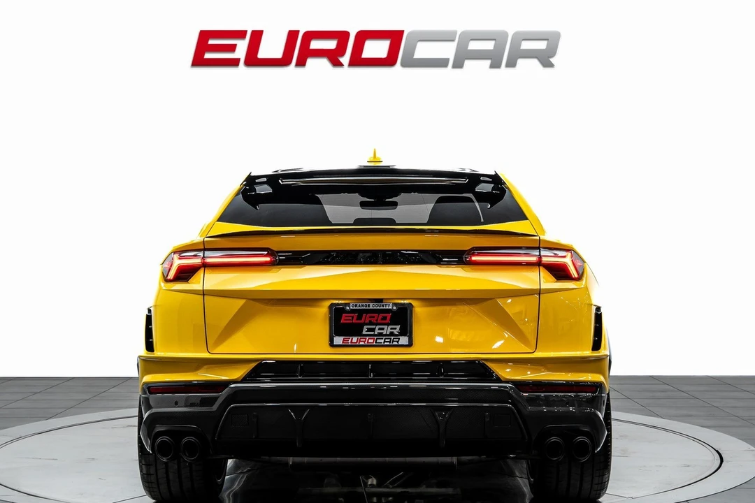 2024 Lamborghini Urus Performante - Image 4 of 31