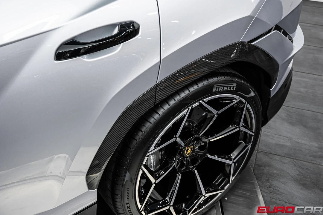 2024 Lamborghini Urus Performante - Image 20 of 31