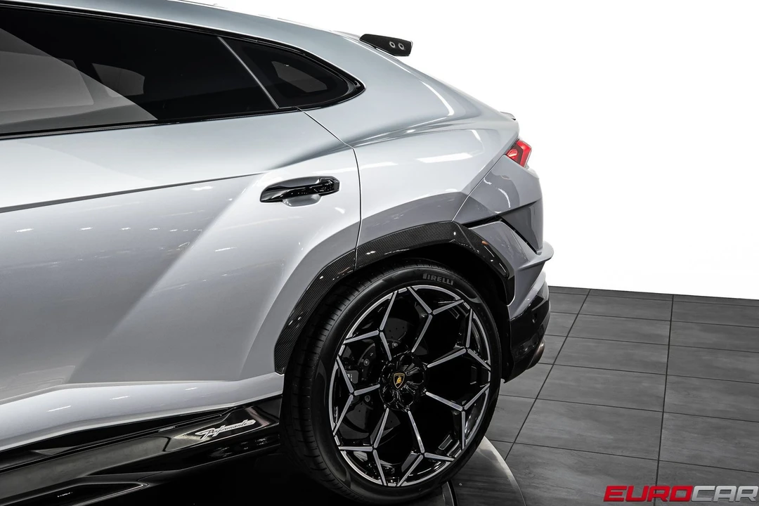 2024 Lamborghini Urus Performante - Image 21 of 31