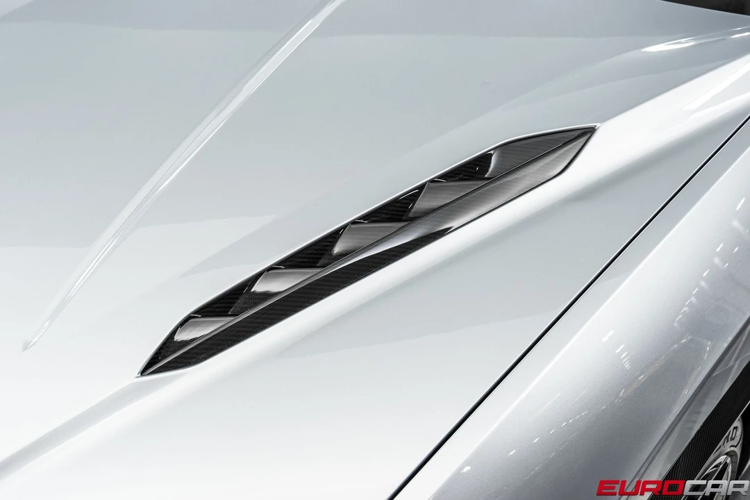 2024 Lamborghini Urus Performante - Image 10 of 31