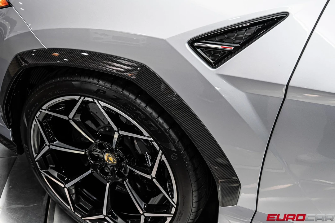 2024 Lamborghini Urus Performante - Image 18 of 31