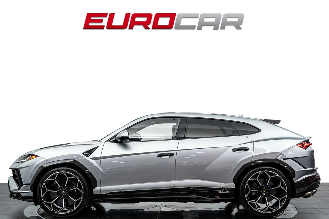 2024 Lamborghini Urus Performante - Image 2 of 31
