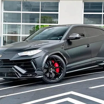 2024 Lamborghini Urus Performante