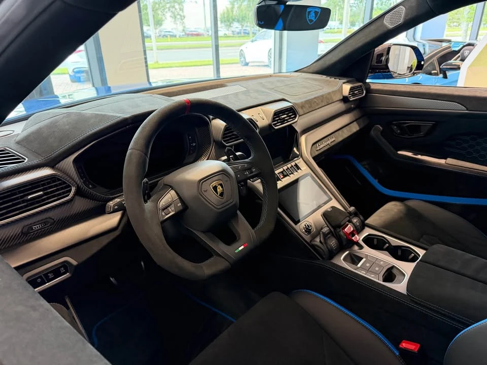 2024 Lamborghini Urus Performante - Image 8 of 12