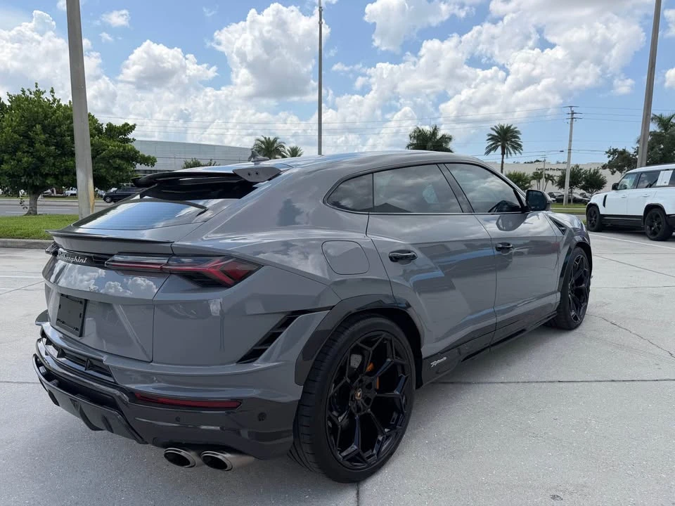 2024 Lamborghini Urus Performante - Image 5 of 15