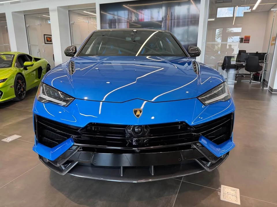 2024 Lamborghini Urus Performante - Image 3 of 12