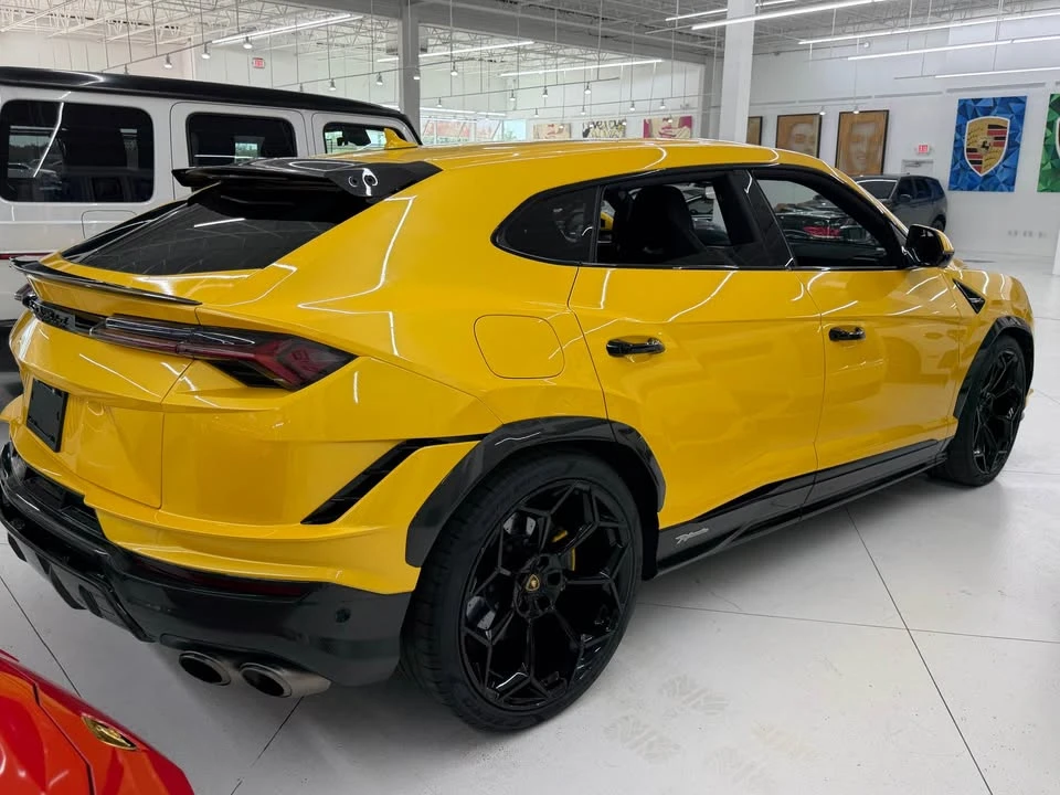 2024 Lamborghini Urus Performante - Image 3 of 11