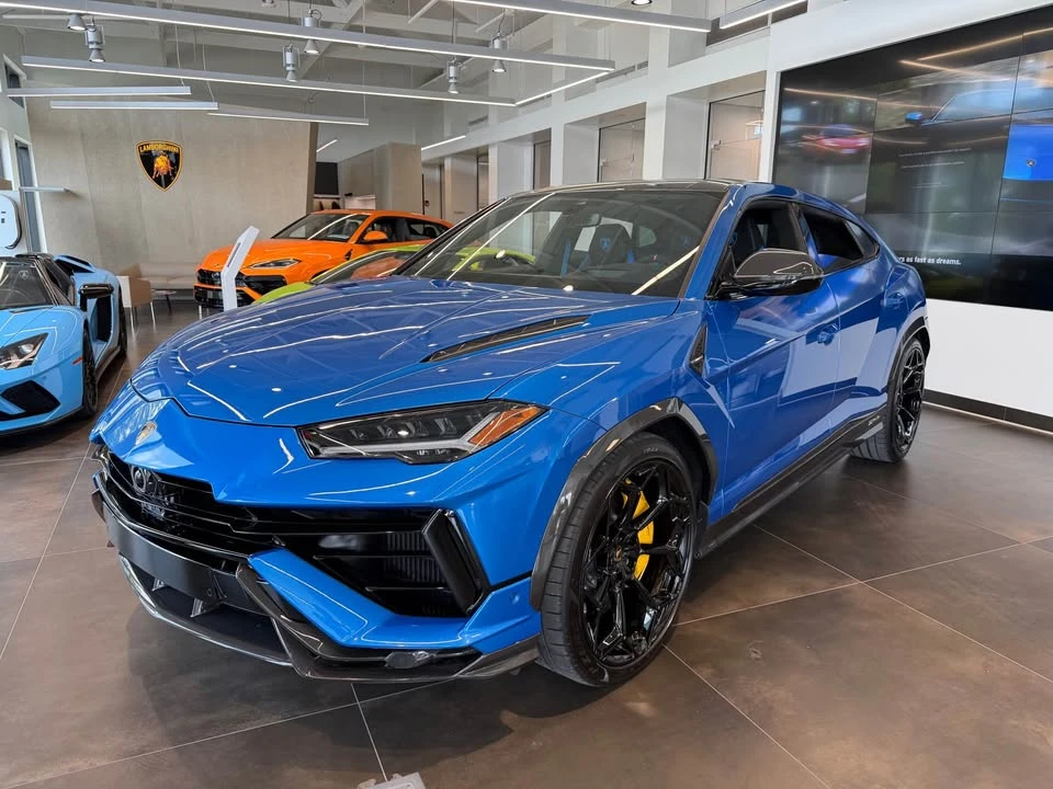 2024 Lamborghini Urus Performante - Image 2 of 12