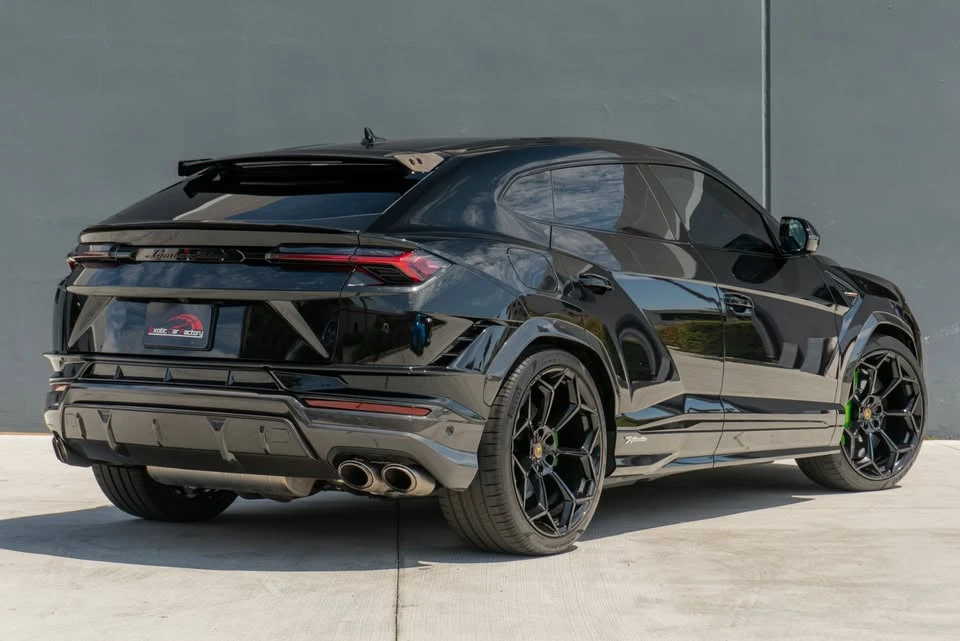 2024 Lamborghini Urus Performante - Image 5 of 20