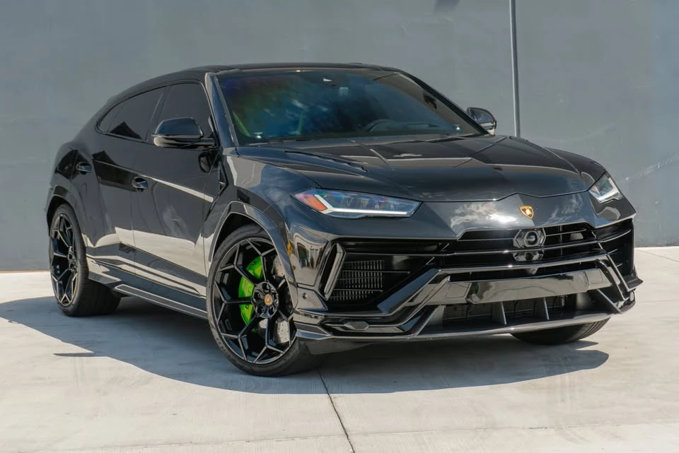 2024 Lamborghini Urus Performante - Image 4 of 20