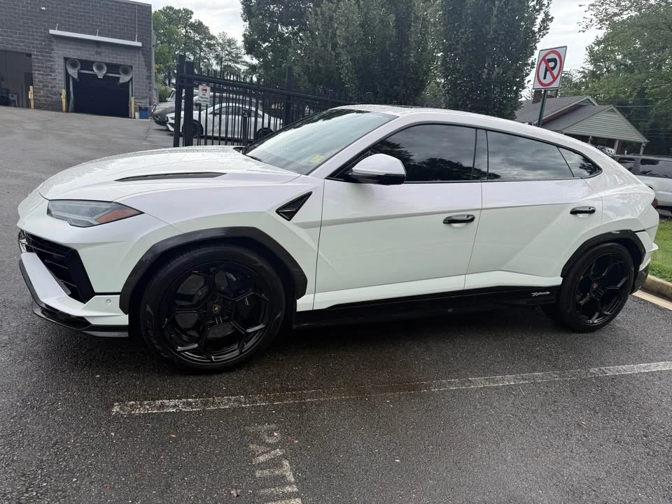 2024 Lamborghini Urus Performante - Image 4 of 20
