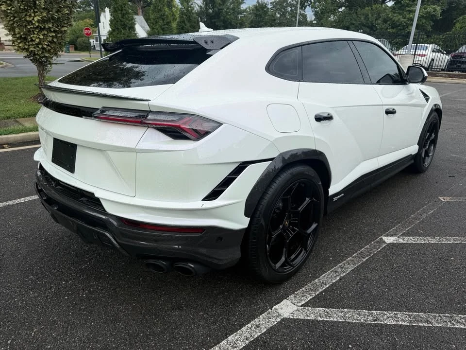 2024 Lamborghini Urus Performante - Image 7 of 20