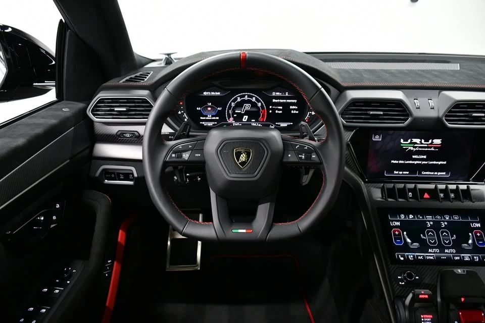 2024 Lamborghini Urus Performante - Image 15 of 20