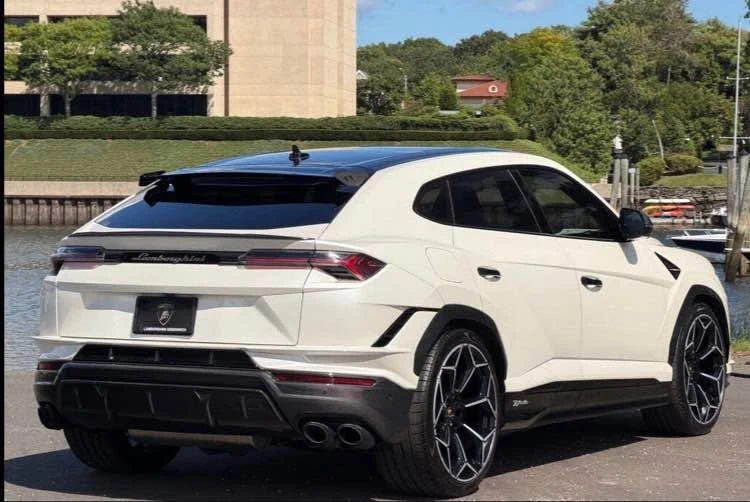 2024 Lamborghini Urus Performante - Image 5 of 19