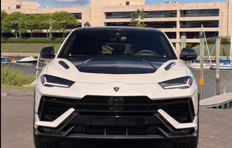 2024 Lamborghini Urus Performante - Image 8 of 19