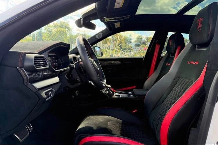 2024 Lamborghini Urus Performante - Image 18 of 19