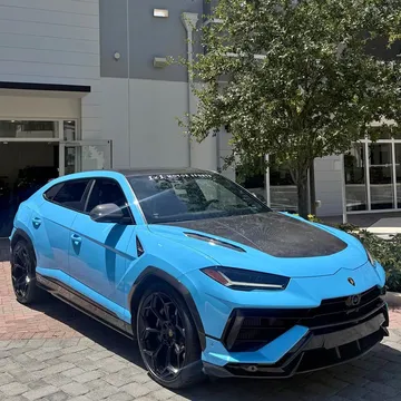 2024 Lamborghini Urus Performante