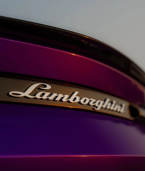 2024 Lamborghini Urus Performante - Image 5 of 20